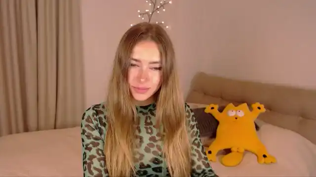 Simonswife – [Myfreecams] Chat Porn Privat Zapisi – 2025-09-10 00:21:34