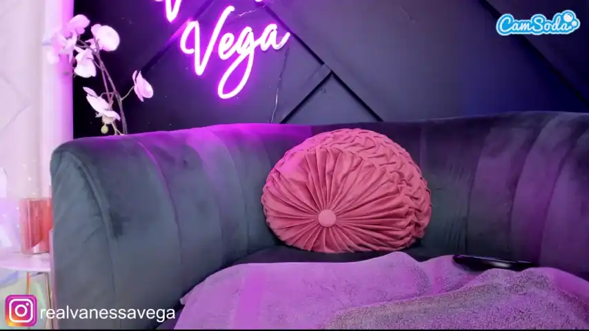 Vanessavega – [Camsoda] First Time Erotic Lovely Amateur – 2026-04-14 16:00:25