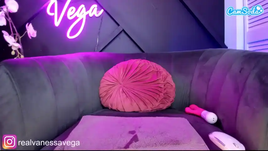 Vanessavega – [Camsoda] Nora Big Tip Goal Webcamsex – 2026-05-14 15:21:53