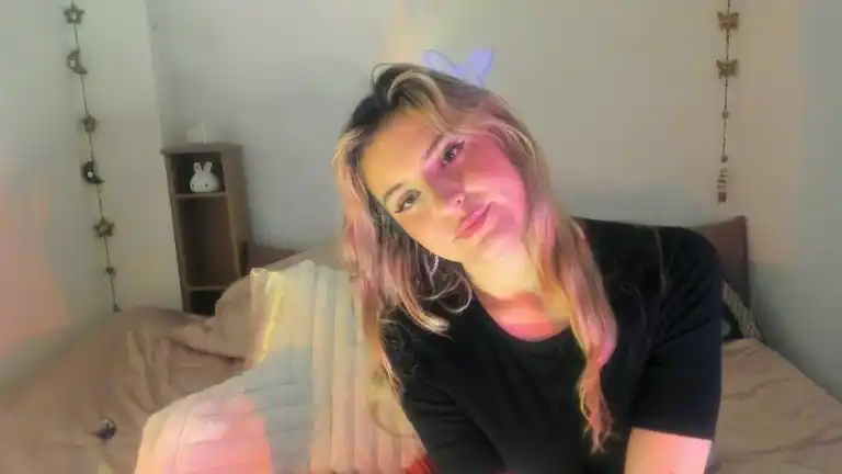 Bonniethebunnyuk – [Streamate] Natural Shaved Webcam Model – 2026-04-19 23:33:15