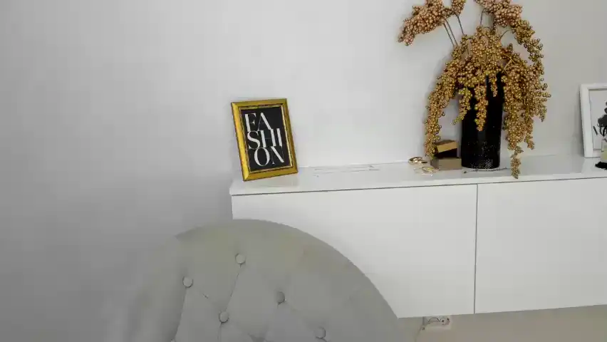 Luvc – [Bongacams] Ticket Show Young Slut Whores – 2026-01-18 10:32:56
