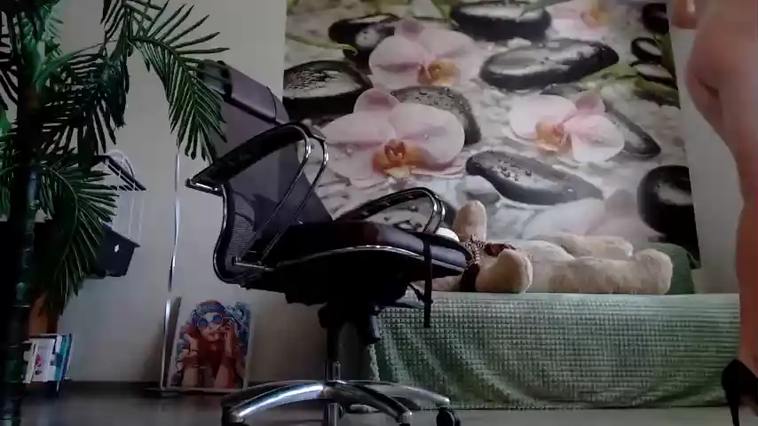 Jennycutey – [Chaturbate] Nice Boobs Hidden Show Cam Video – 2026-06-04 15:04:32
