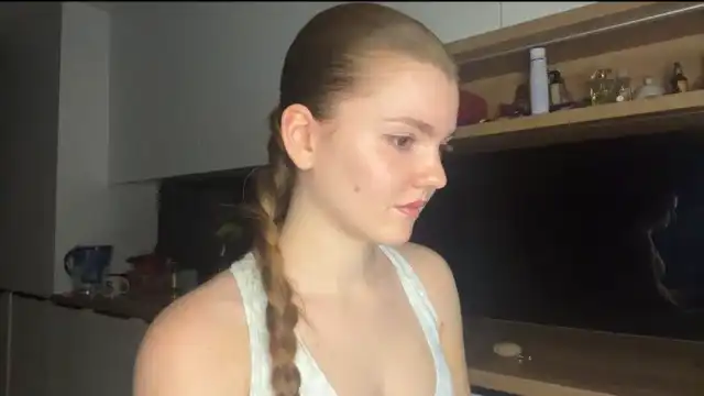 Kristalwynn – [Myfreecams] Webcamsex Lovers Gets Lucky – 2026-03-28 18:54:47