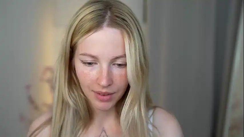 My_stella – [Chaturbate] Camsex Chat Ticket Show – 2025-10-15 04:22:40