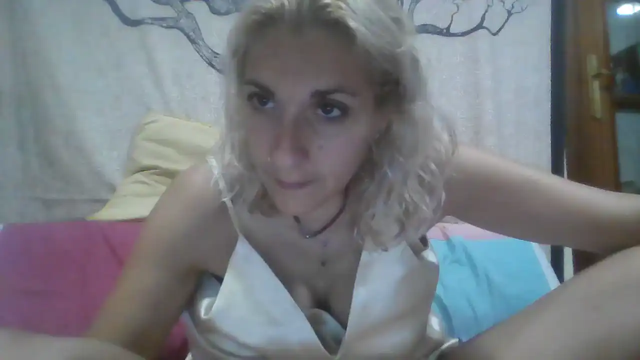 Pareja32bcn – [Amateur.tv] Cumming Finger Cam Video – 2026-05-11 16:41:39