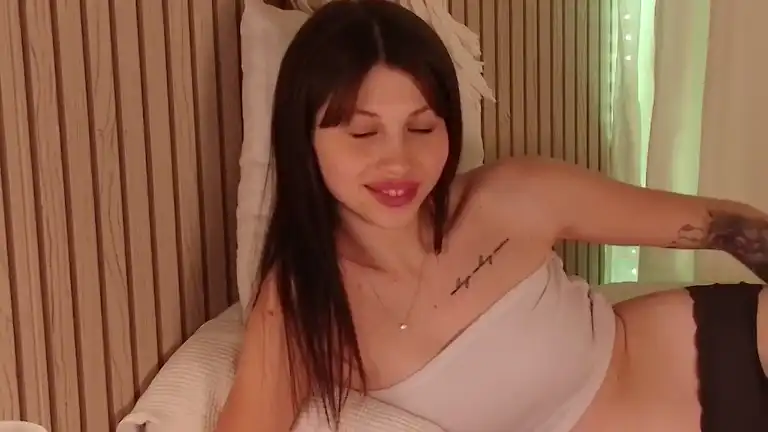 Tiny_kiarry – [Streamate] Panties Incredible Women Babes – 2026-03-27 16:49:47