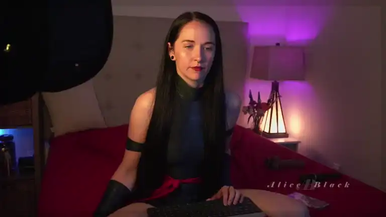 Aliceblack – [Streamate] Web Model Young Slut Spy – 2025-12-24 20:49:28