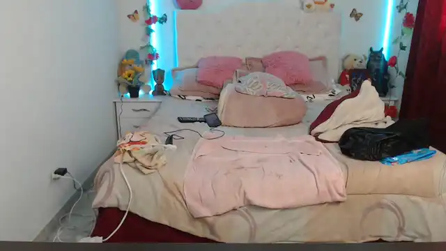 Vivianathomson – [Xlovecam] Sweet Model Mfc Share Cum – 2026-03-25 13:06:16